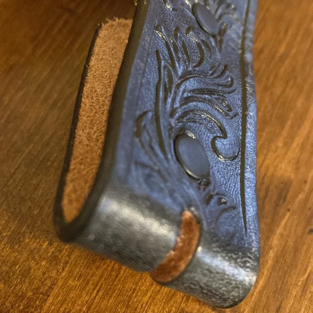 Tony Lama Black Tooled Western Leather Belt 24